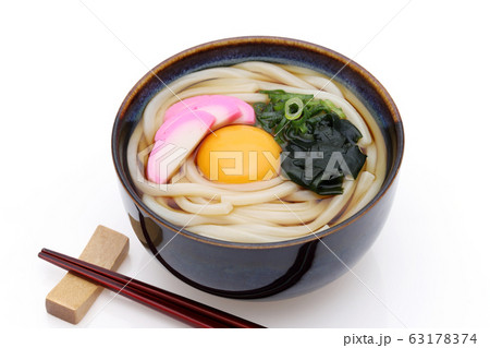 うどん　月見うどん 63178374