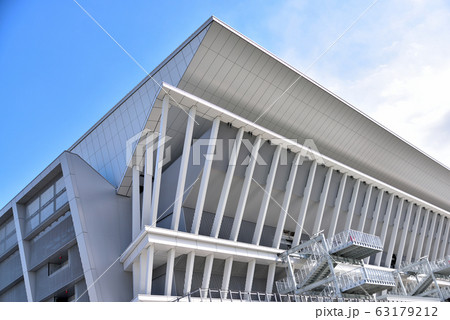 完成の近い東京アクアティクスセンター 63179212