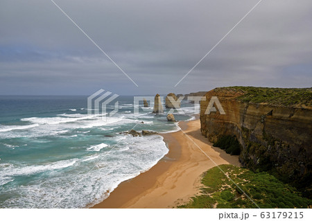 95552　グレートオーシャンロード　トエルブアポストルズ海洋国立公園 63179215