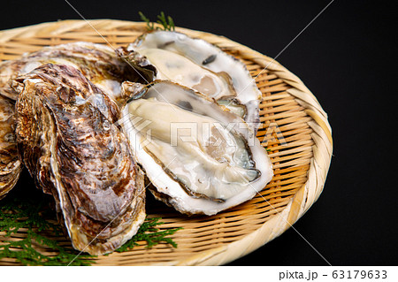 牡蠣　食材 63179633
