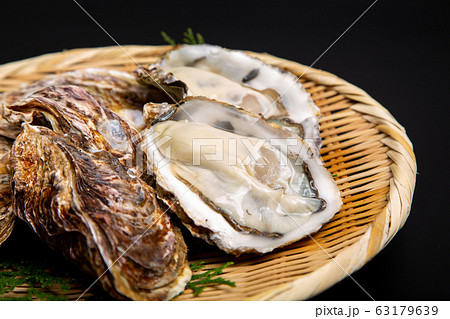 牡蠣　食材 63179639