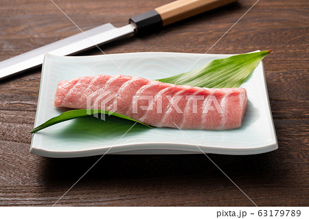 鮪大トロ 63179789
