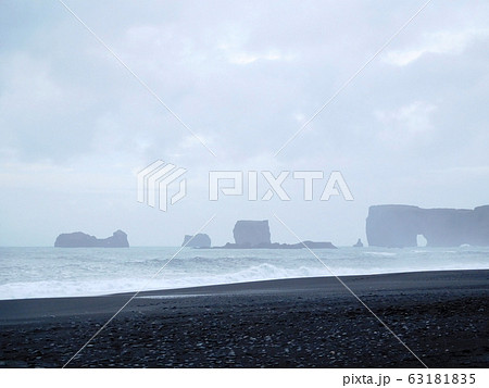 アイスランド ディルホゥラエイ アイスランド ディルホゥラエイ 63181835