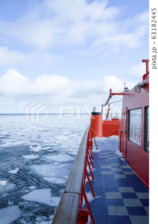 オホーツク海の流氷 オホーツク海の流氷 63182445