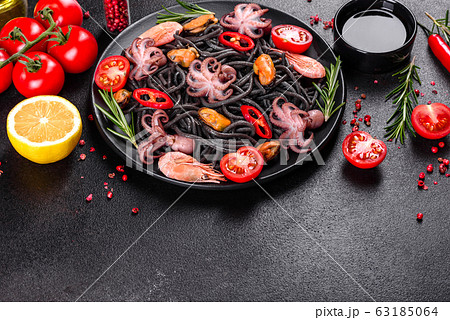 Black seafood pasta with shrimp and octopus 63185064