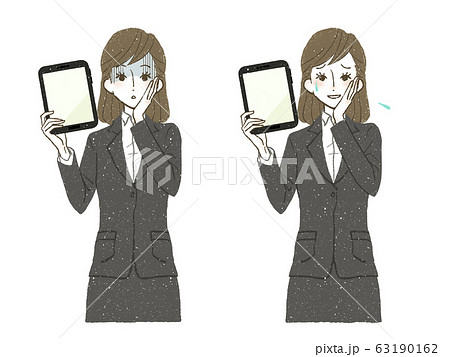 スーツの女性-タブレットPC-ショック-困惑 スーツの女性-タブレットPC-ショック-困惑 63190162