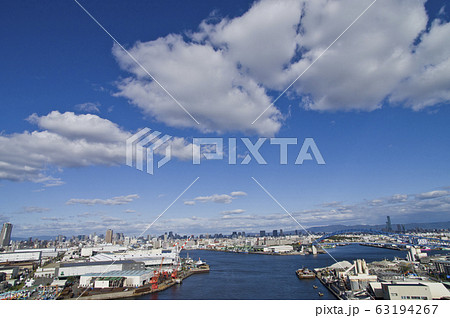 大阪市の大正区・住之江区の工業地帯の風景。 63194267