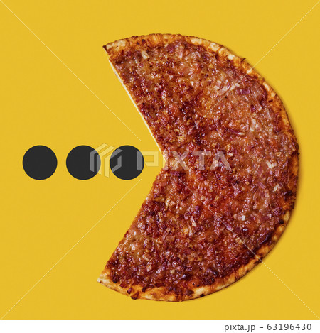 bolognese pizza eating dots. bolognese pizza eating dots. 63196430