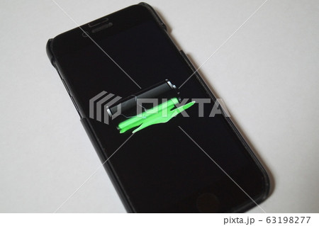 スマートフォン バッテリー劣化① 63198277