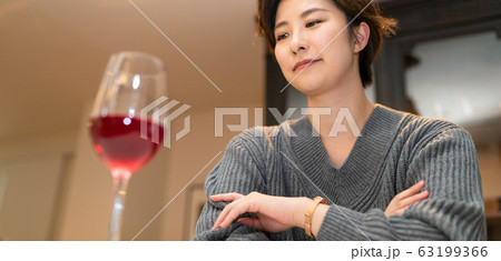 女性 ポートレート 女性 ポートレート 63199366