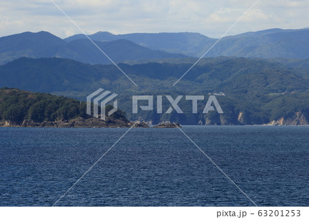 岩手　宮古　フェリーから見る閉伊埼灯台 63201253