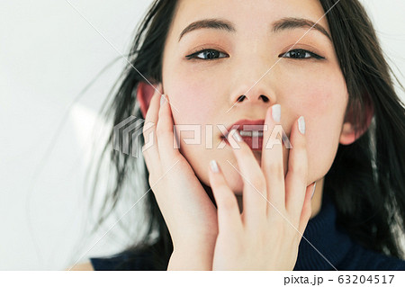 メイク ファッション ビューティー 女性 63204517