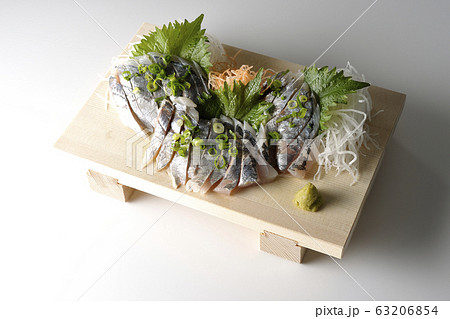 真鯵の刺し身 63206854