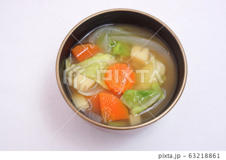 春野菜のみそ汁 63218861