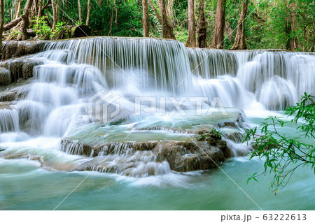 Huai Mae Khamin Waterfall level 6, Khuean 63222613