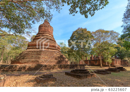 Pagoda at Wat Phra Non (Reclining Buddha) temple Pagoda at Wat Phra Non (Reclining Buddha) temple 63225607