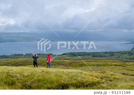 Tourists taking pictures from Island of Mull highest viewpoint 63231586