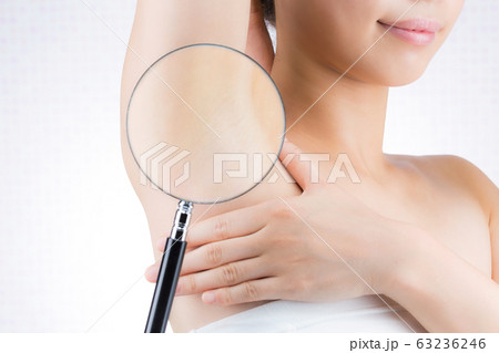 脇のスキンケア. 63236246