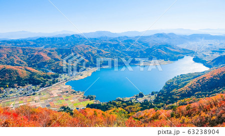 秋の木崎湖・小熊山 秋の木崎湖・小熊山 63238904