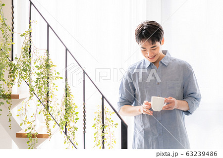 男 男性 男の子 63239486