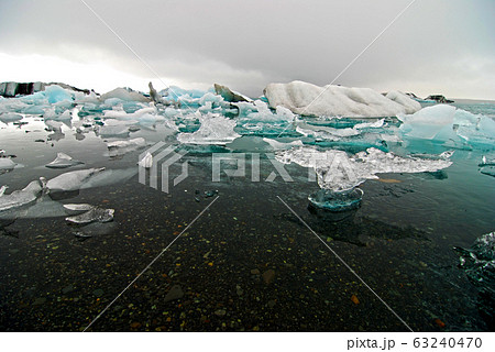 アイスランドの氷河湖 アイスランドの氷河湖 63240470