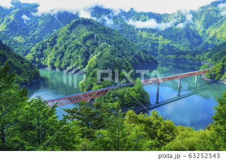 【静岡県】　奥大井湖上駅 63252543