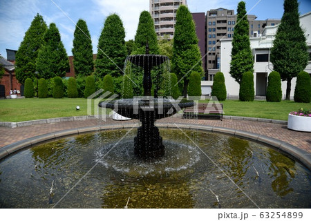 春:ノリタケの森 噴水ひろば 春:ノリタケの森 噴水ひろば 63254899