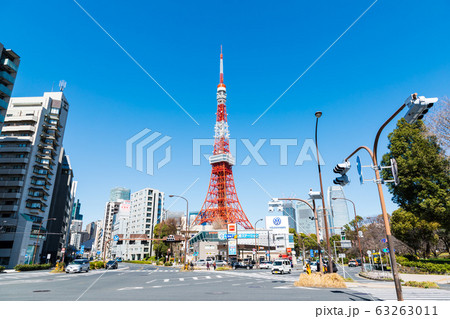 (東京都ｰ都市風景)青空と東京タワー１ 63263011