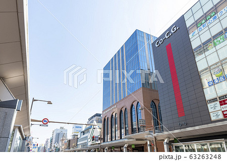 新潟市中心街　柾谷小路の街並み 63263248