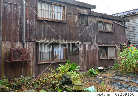 ボロ屋（佐渡島・新潟県佐渡市宿根木／新潟県佐渡市） 63269150