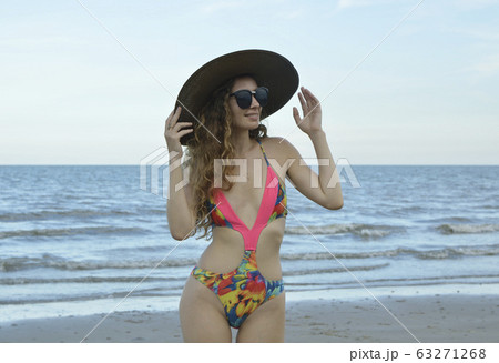 Summer holiday concept 63271268