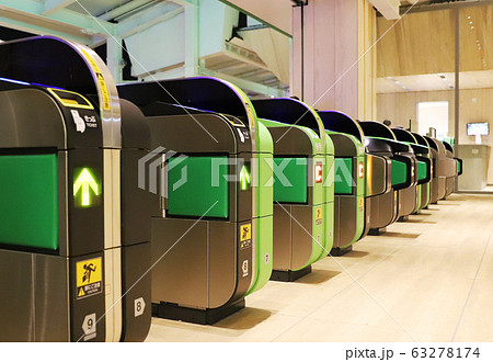 高輪ゲートウェイ駅の改札 高輪ゲートウェイ駅の改札 63278174