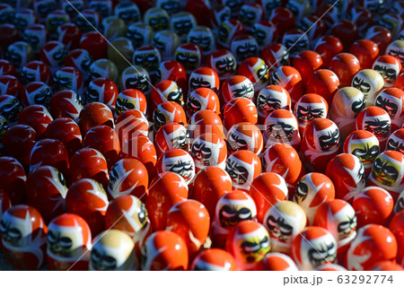 勝尾寺の勝ちダルマ-3 63292774