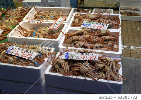 近江町市場　ズワイガニ解禁 63295772