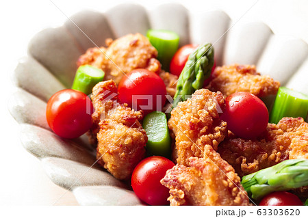 唐揚げ 唐揚げ 63303620