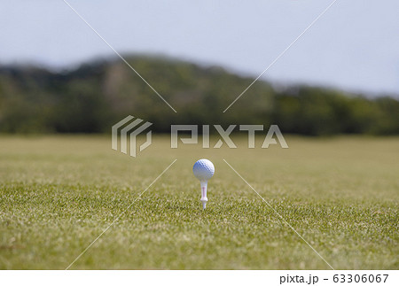 ゴルフコース　ゴルフ場　ティーグラウンド　ゴルフイメージ　 63306067