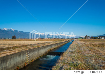 冬を迎えた安曇野　　　北安曇郡池田町 63307114
