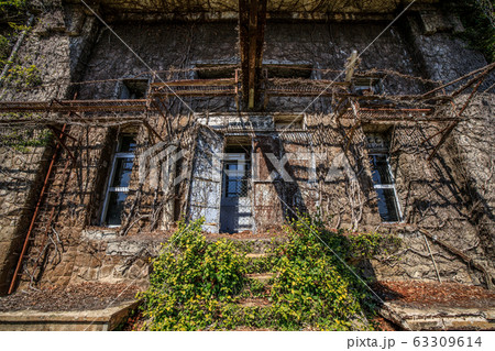 《長崎県 佐世保》 海軍遺構 針尾送信所 針尾送信所電信室　 63309614