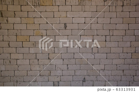 Old grunge brick white wall Old grunge brick white wall 63313931