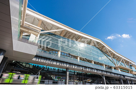 日本の東京都市景観　14日に開業したJR山手線の新駅「高輪ゲートウェイ駅」などを望む＝3月15日 63315015