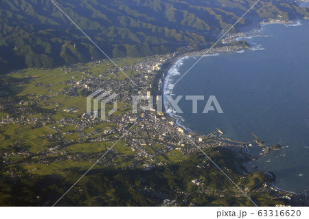 上空より望む：千葉県勝浦市（勝浦湾） 63316620