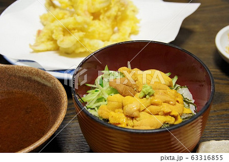 ウニ　ウニ丼 63316855