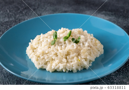 Portion of risotto 63318811