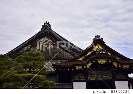 二の丸御殿　車寄と遠待 63319286