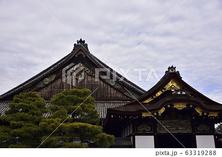 二の丸御殿　車寄と遠待 63319288