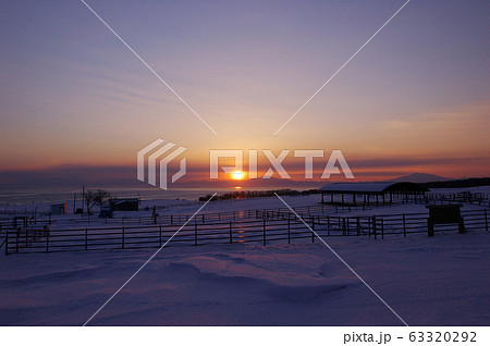 能取岬の夜明け 63320292