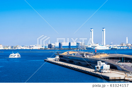 青空が広がる港の風景 横浜 青空が広がる港の風景 横浜 63324157