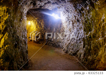 Underground mine passage with light 63325133