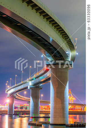 四日市の夜景 いなばポートライン 【三重県】 四日市の夜景 いなばポートライン 【三重県】 63330096