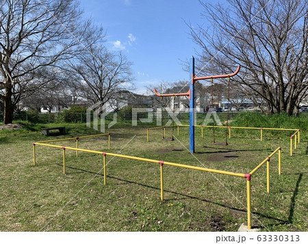 寂れた公園 春 寂れた公園 春 63330313
